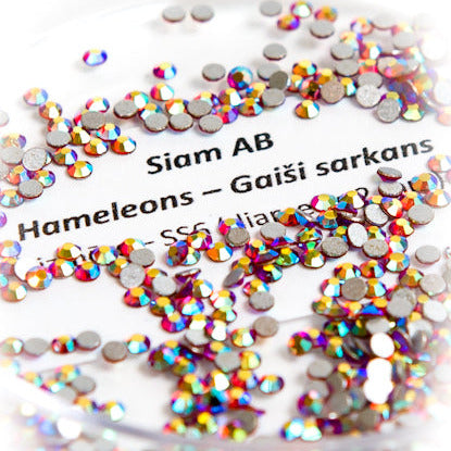 Dimantiņi ar plakanu pamatni, SIAM AB